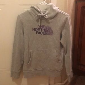 XS North Face Hoodie